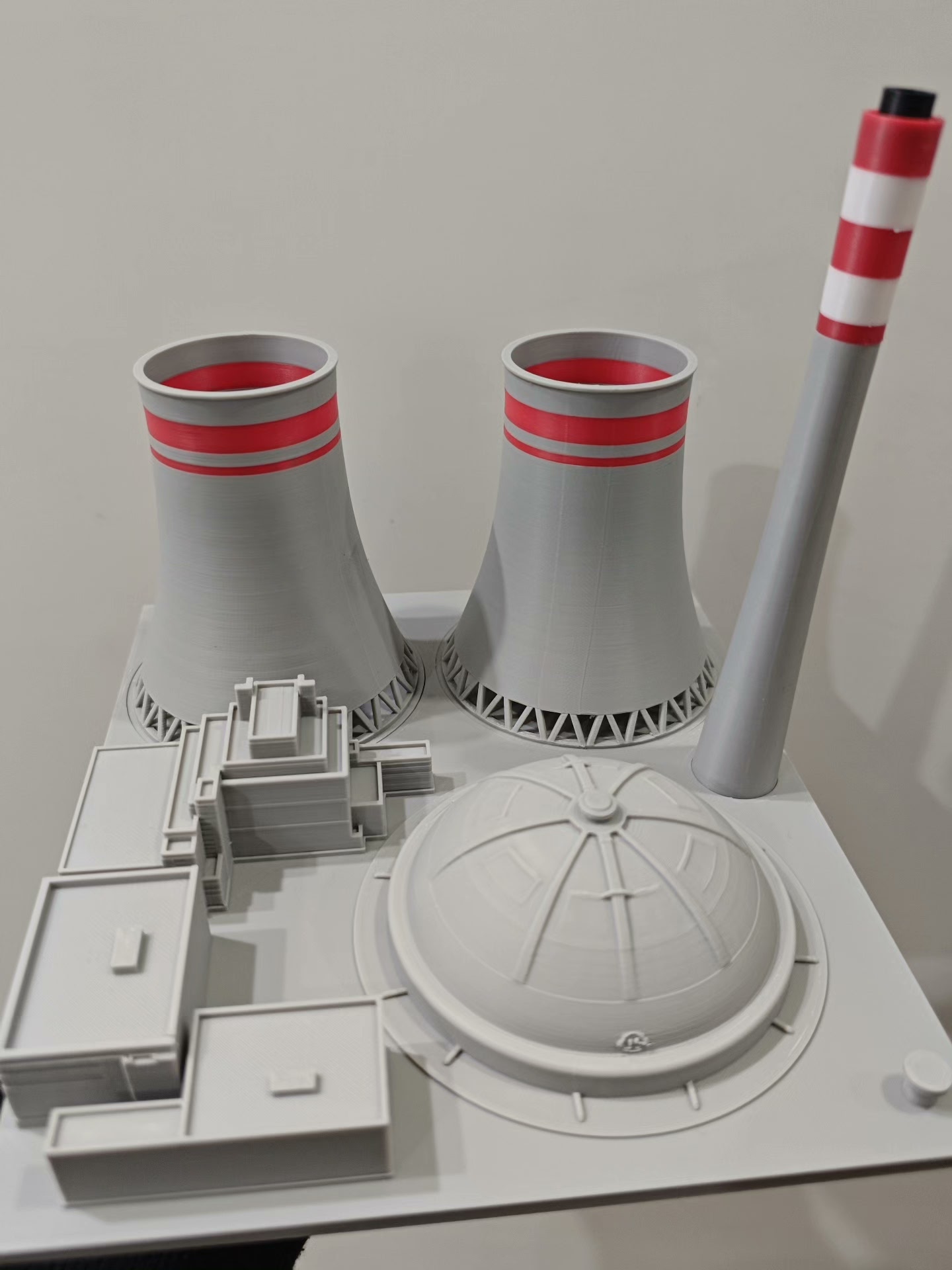 3D Printing Industrial - نموذج محطة توليد طاقة حرارية مصغرة