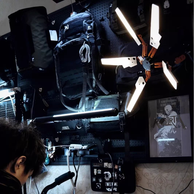 مصباح LED للتحكم عن بعد على شك - مراجعة 3D Printing Lamp وسعره
